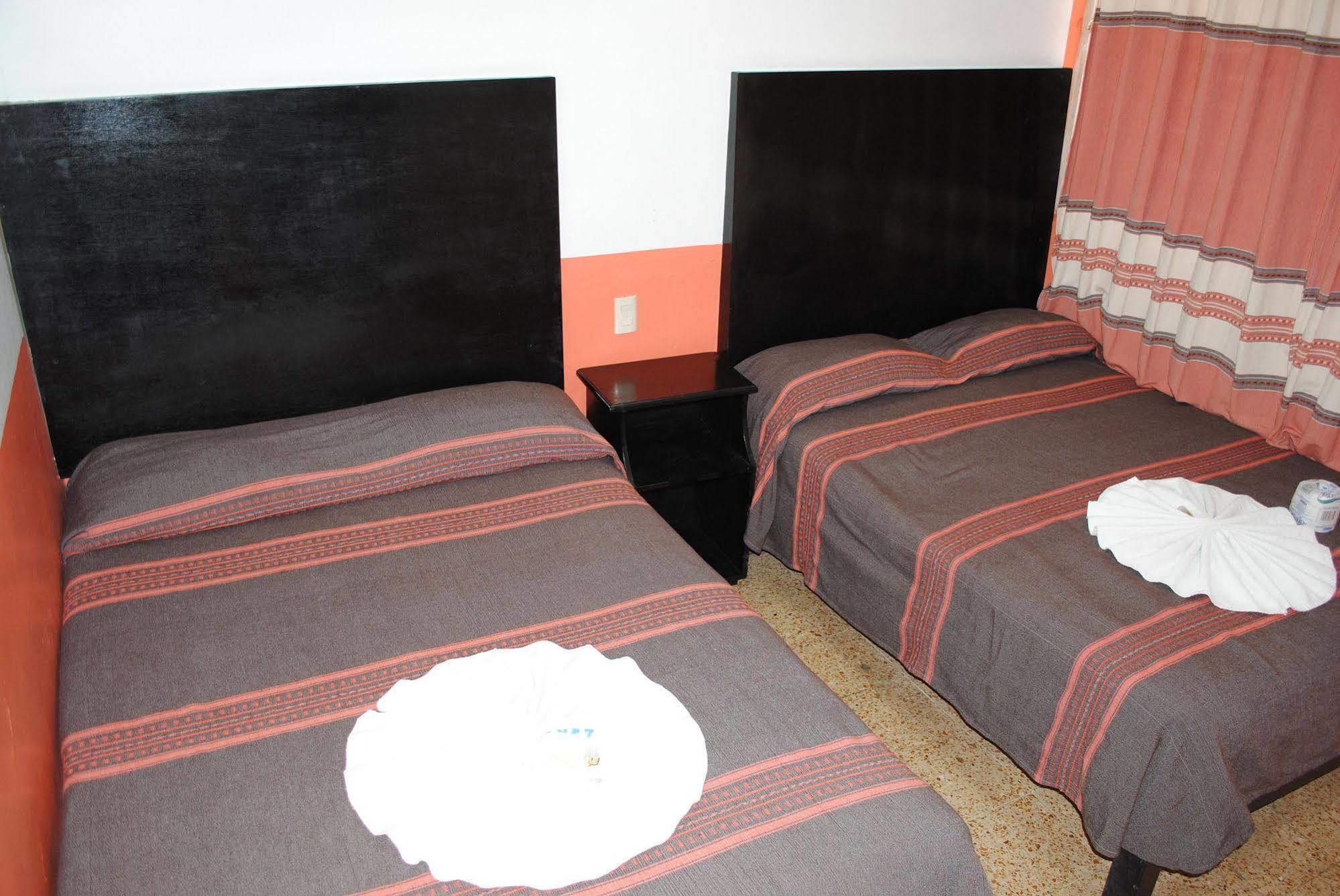 Hotel Jimenez Oaxaca Buitenkant foto