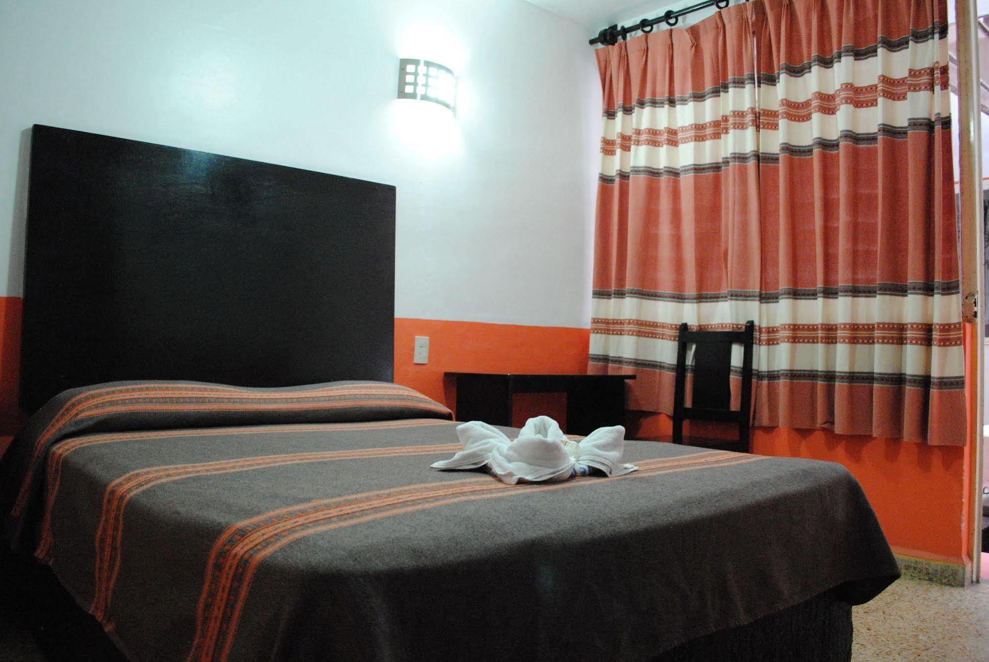 Hotel Jimenez Oaxaca Buitenkant foto